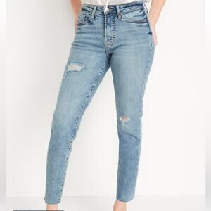 Old Navy High-Rise Curvy OG Straight Ripped Ankle Jeans Size 4